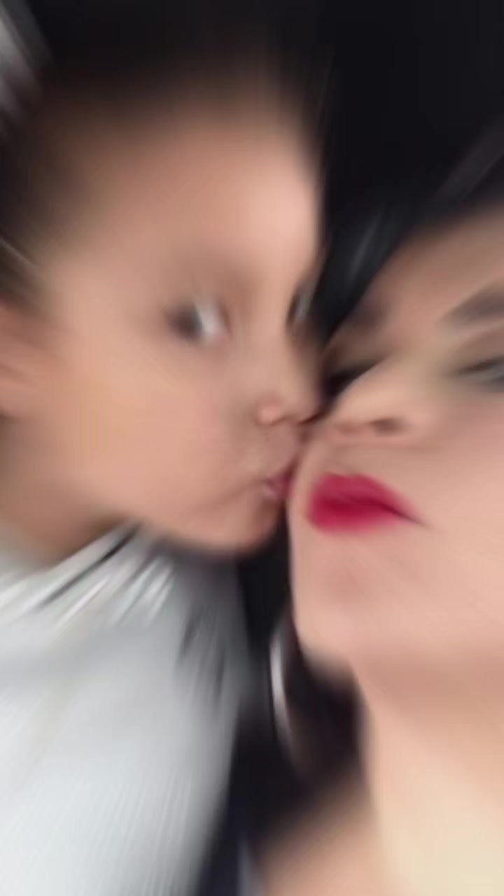 @Luna Griega