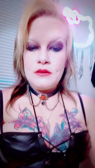 @(Madam.Rou)
