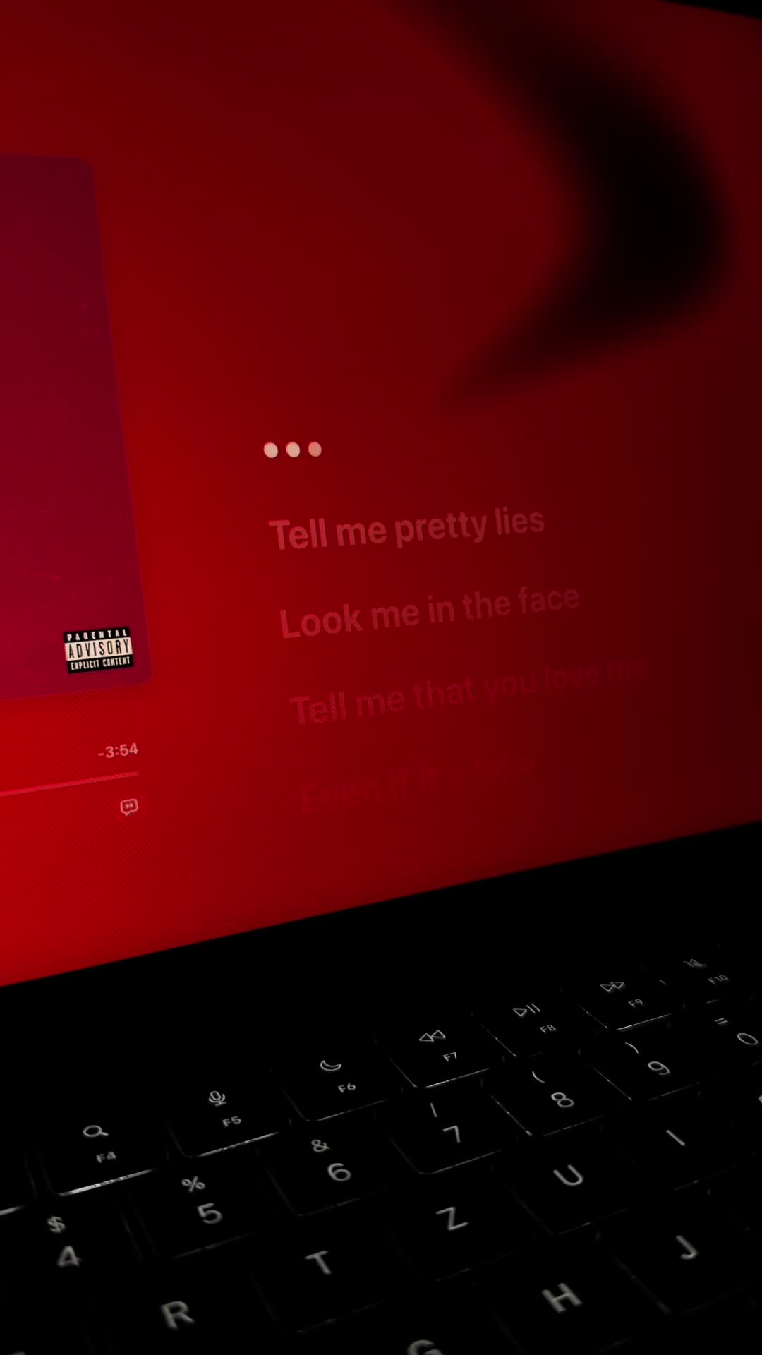 @𝐌𝐮𝐬𝐢𝐜𝐥𝐲𝐫𝐢𝐜𝐬