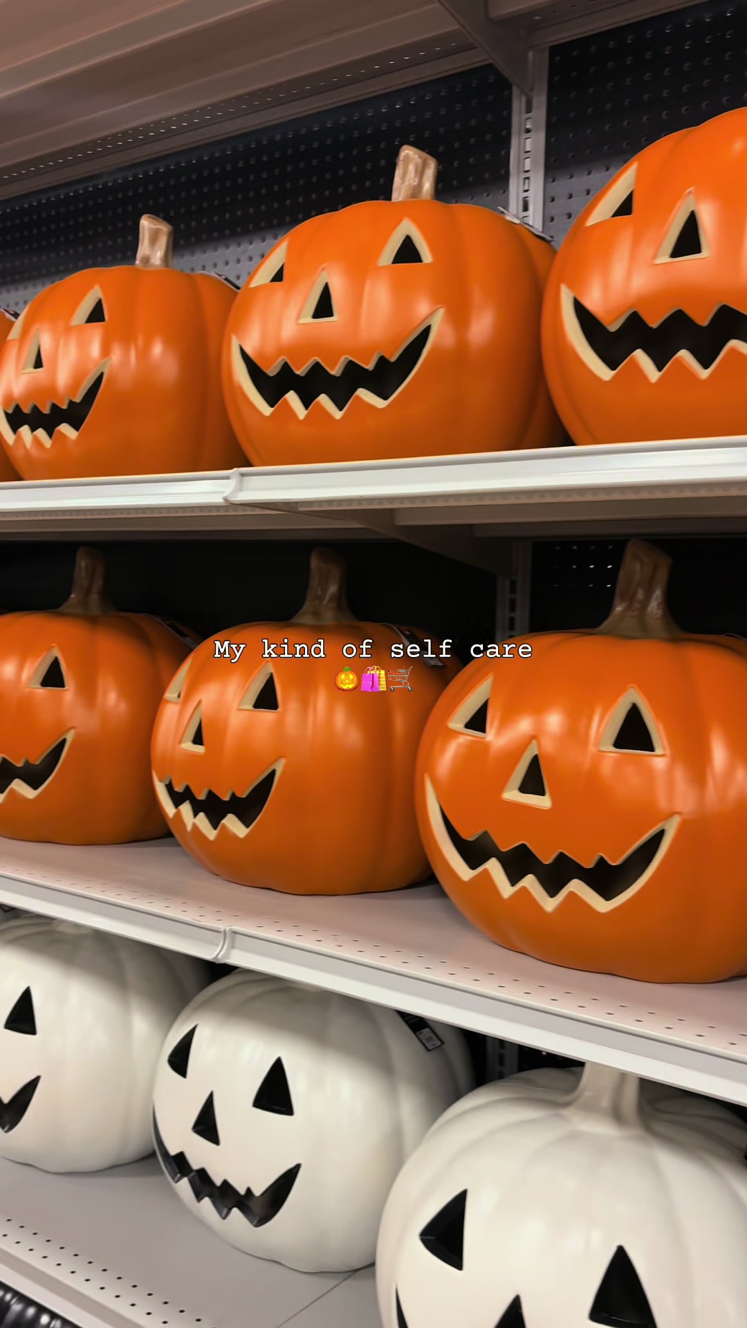 @Valeria🎃🖤🕸️