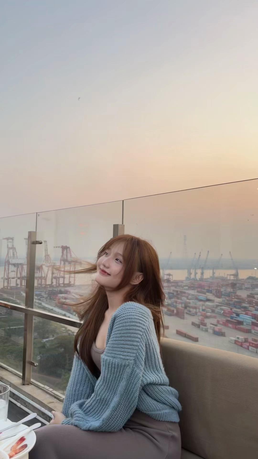@Nann May Myat Noe