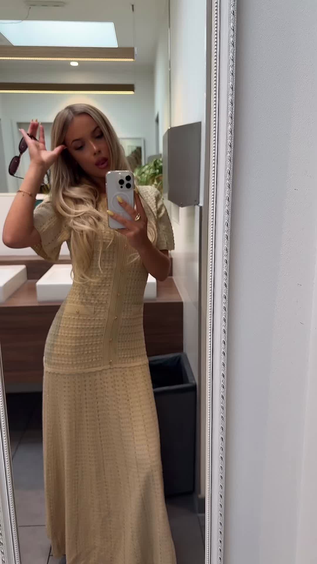 @ℱ