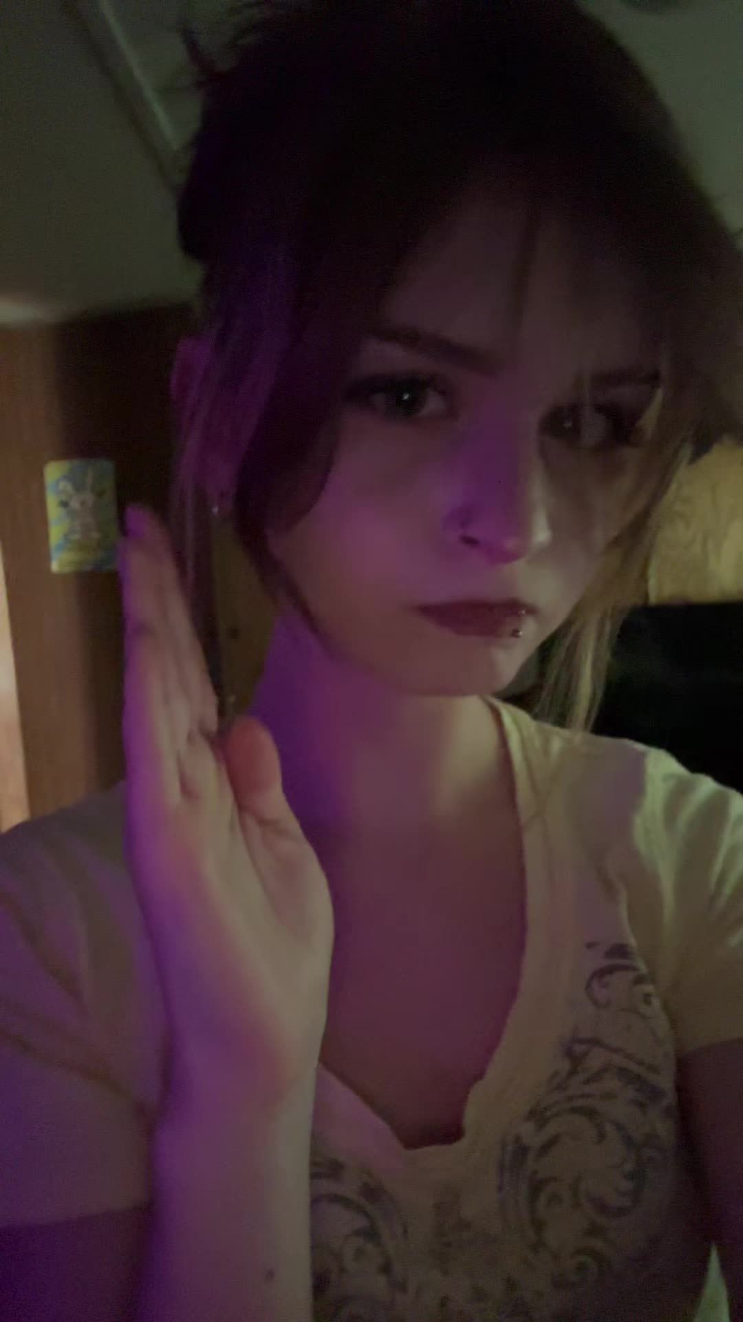@bella