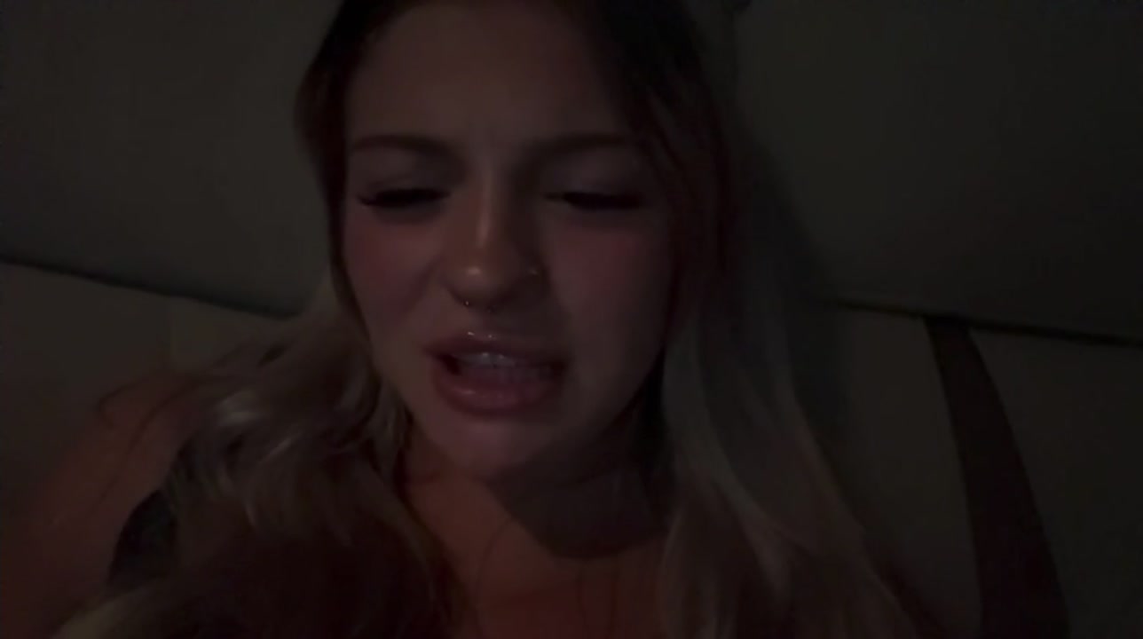 @izzyandalanna.archive