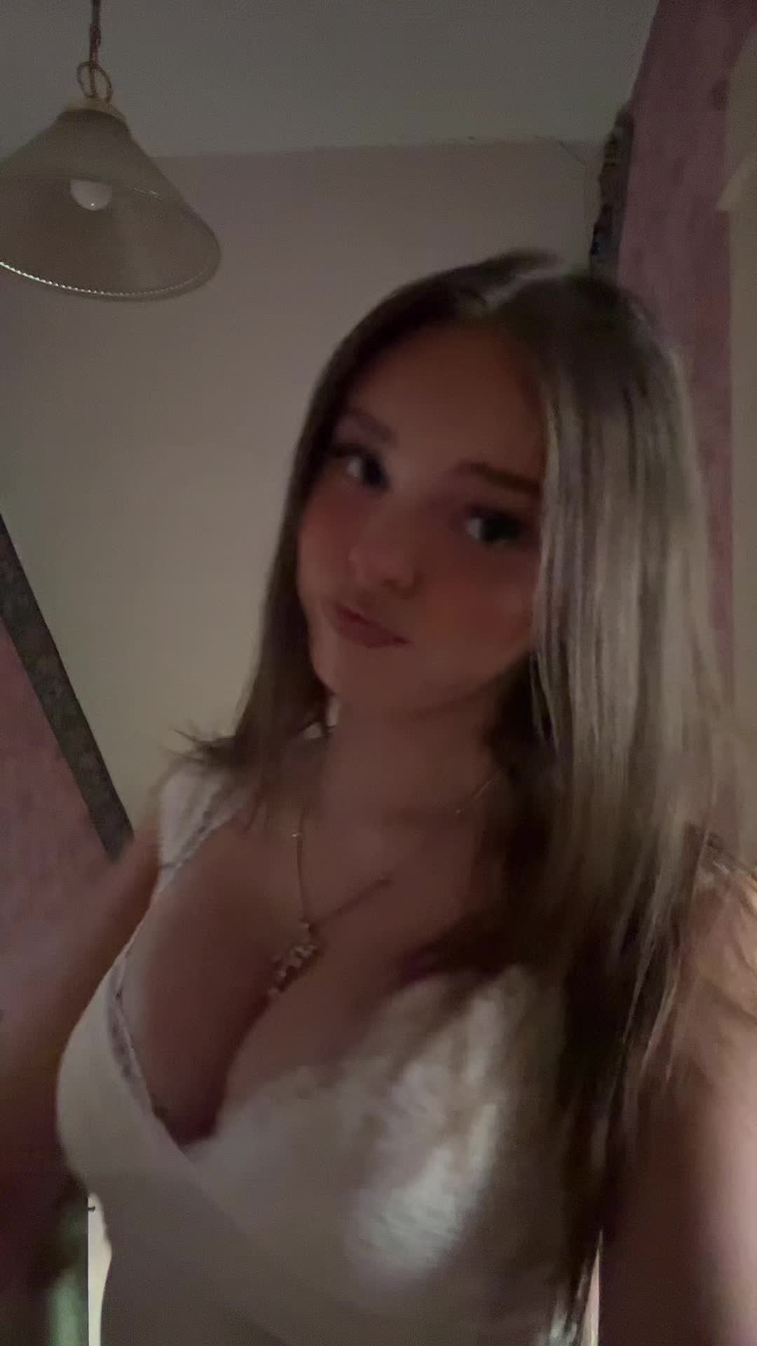 @😝
