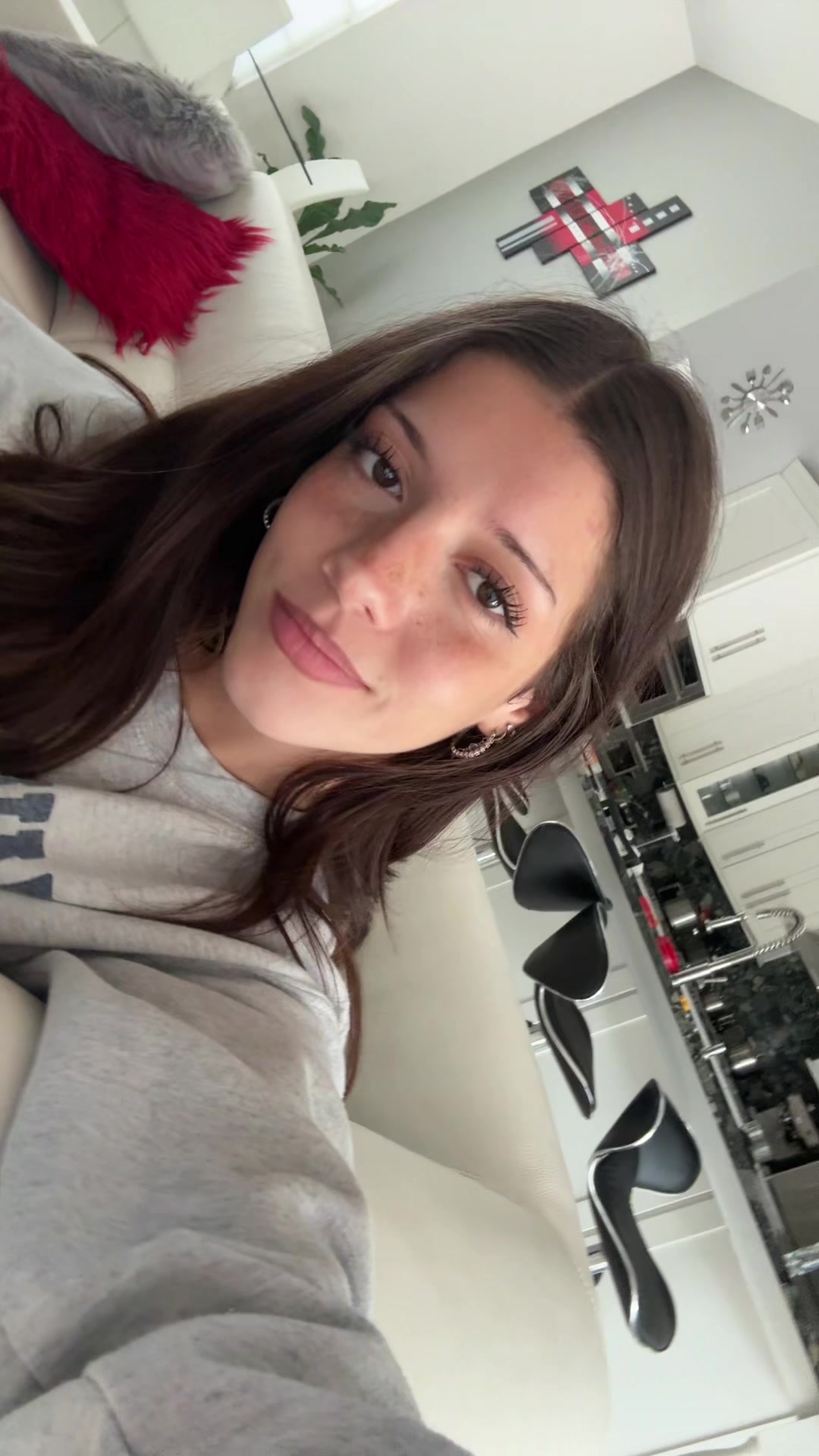 @leslienicles1