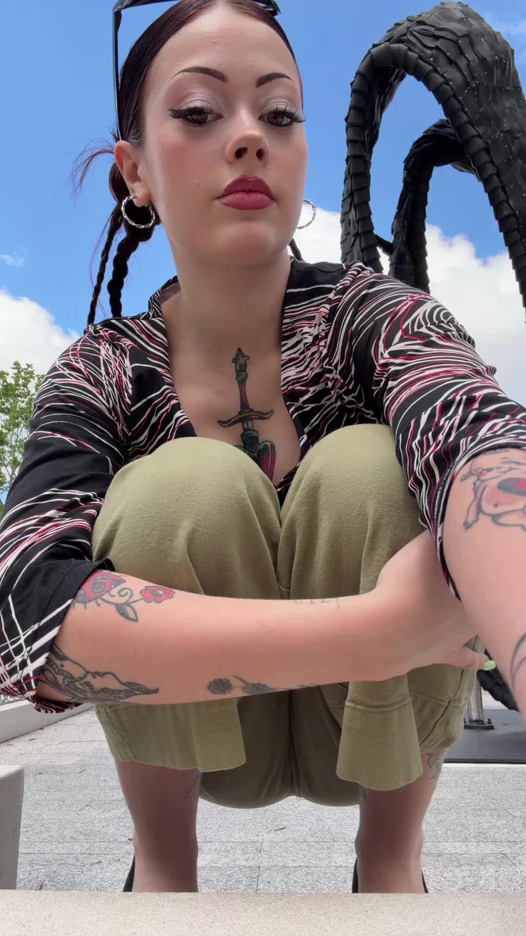 @ellasuewhatitdo