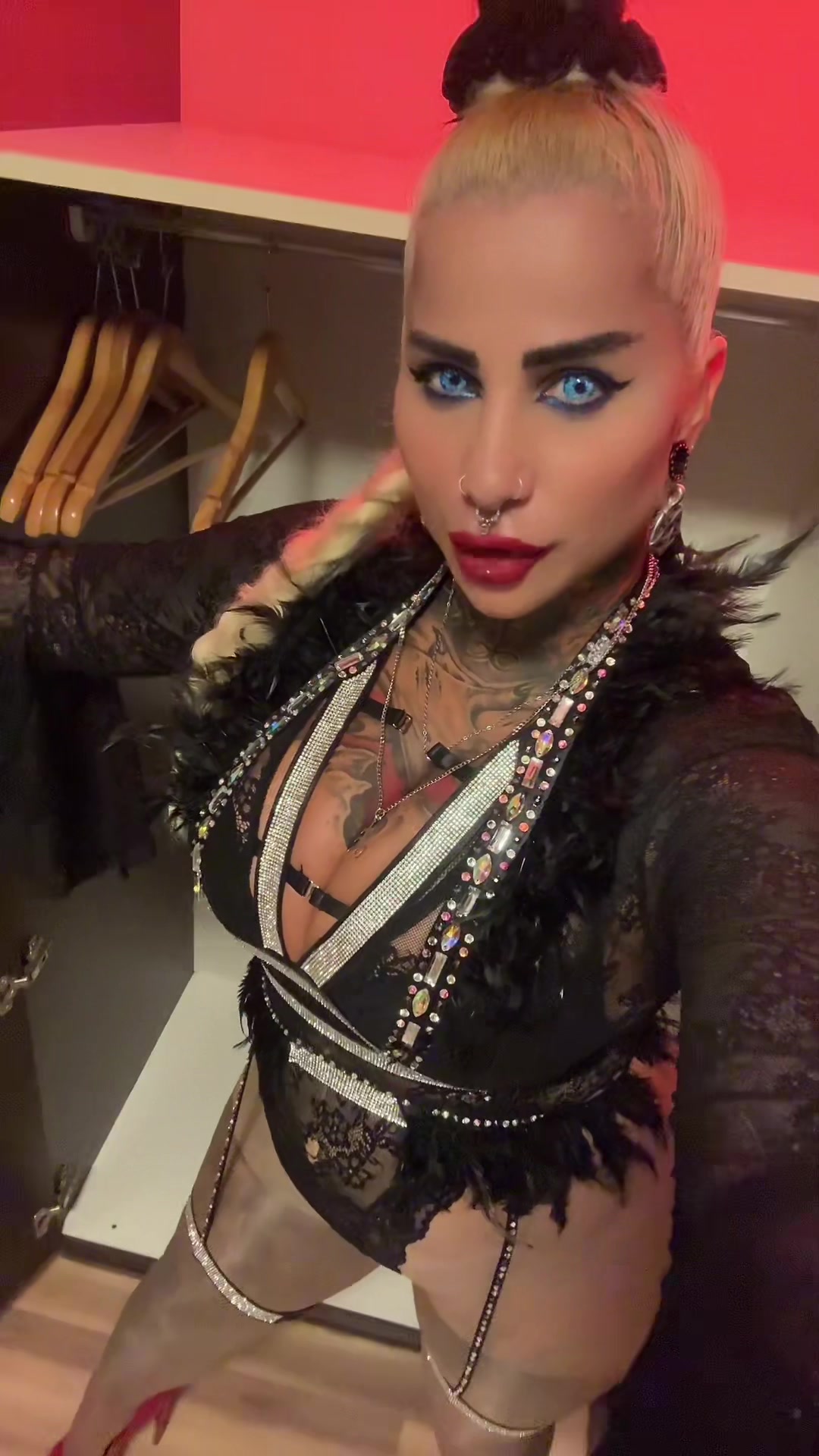 @High Priestess ๐ฑ