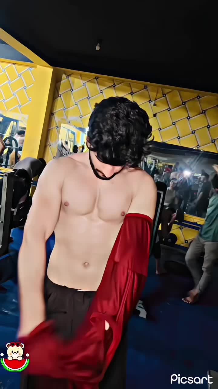 @usman hu yarr😍