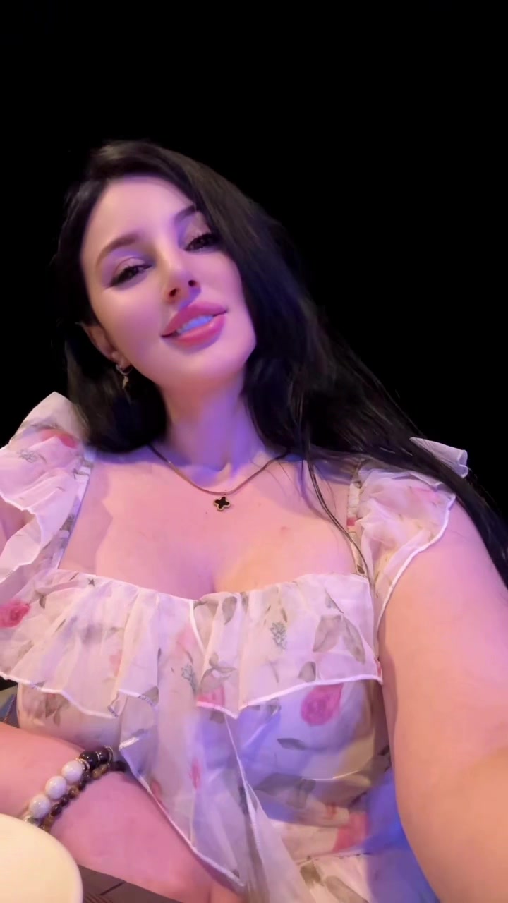 @julia_baku05