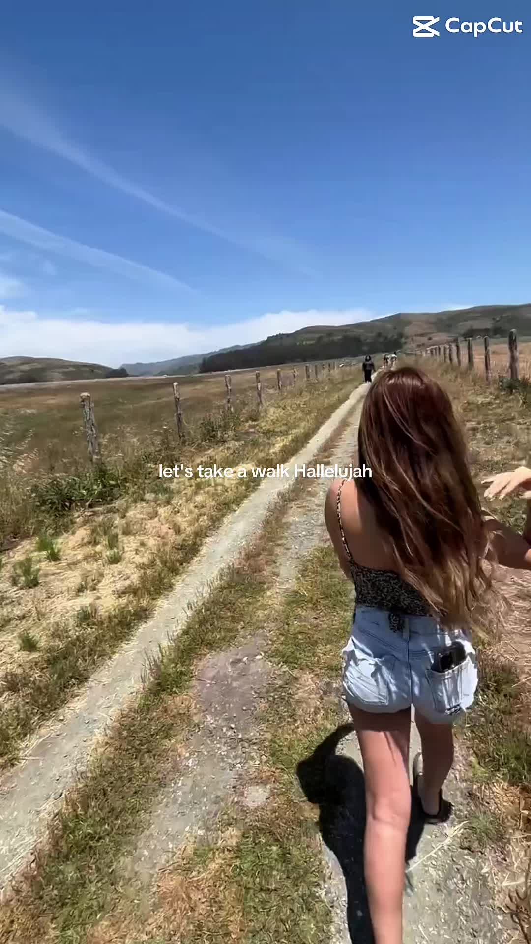 @jennyyly