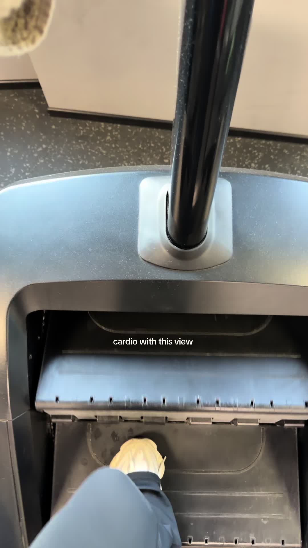 @Tori