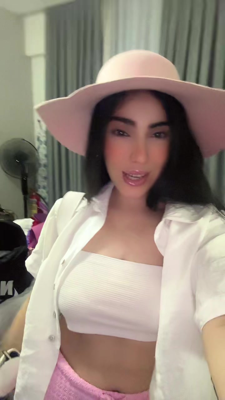 @👀