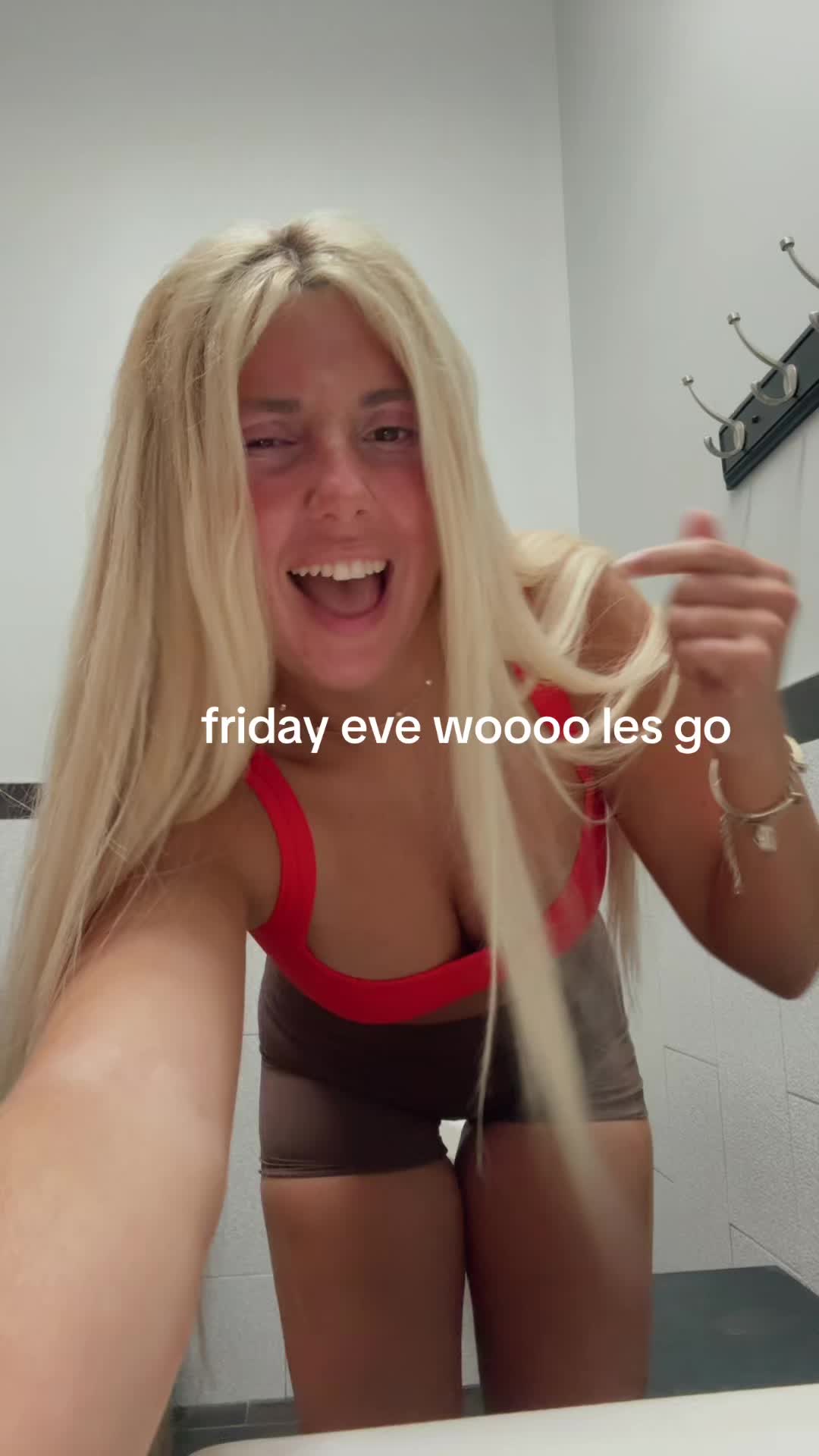 @discobarbiecowgirl