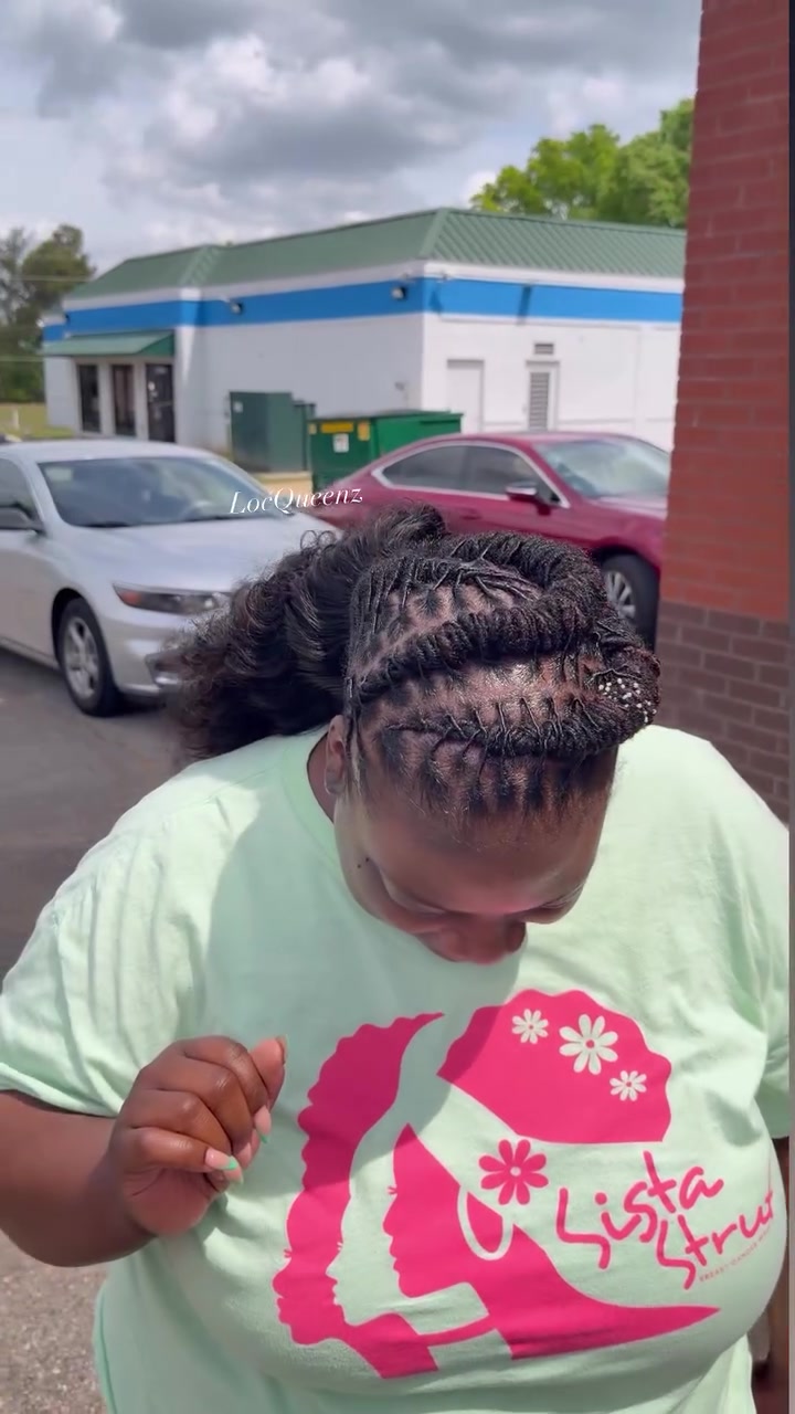 @LocQueenz Salon Memphis