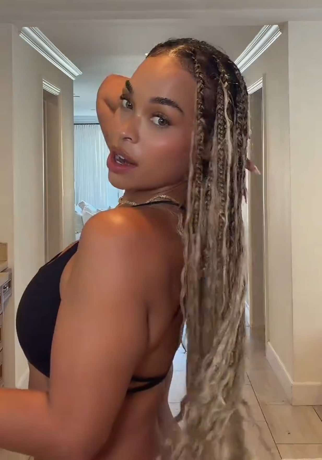@heathersanders_