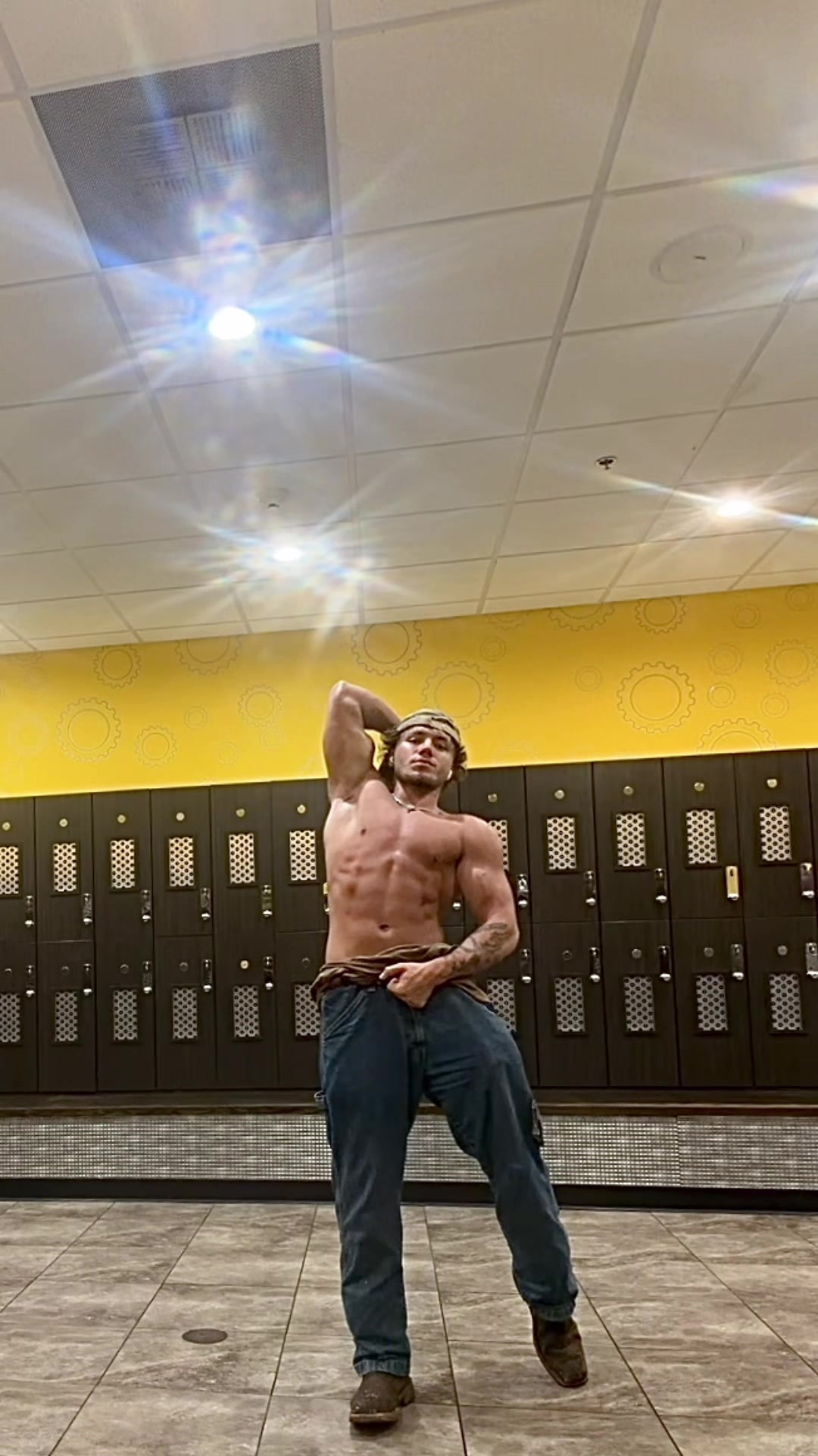 @Riley®️