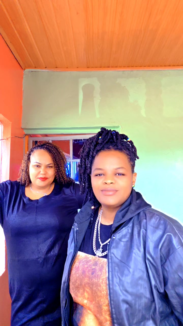 @Doshi quin🇰🇪🏳️🌈