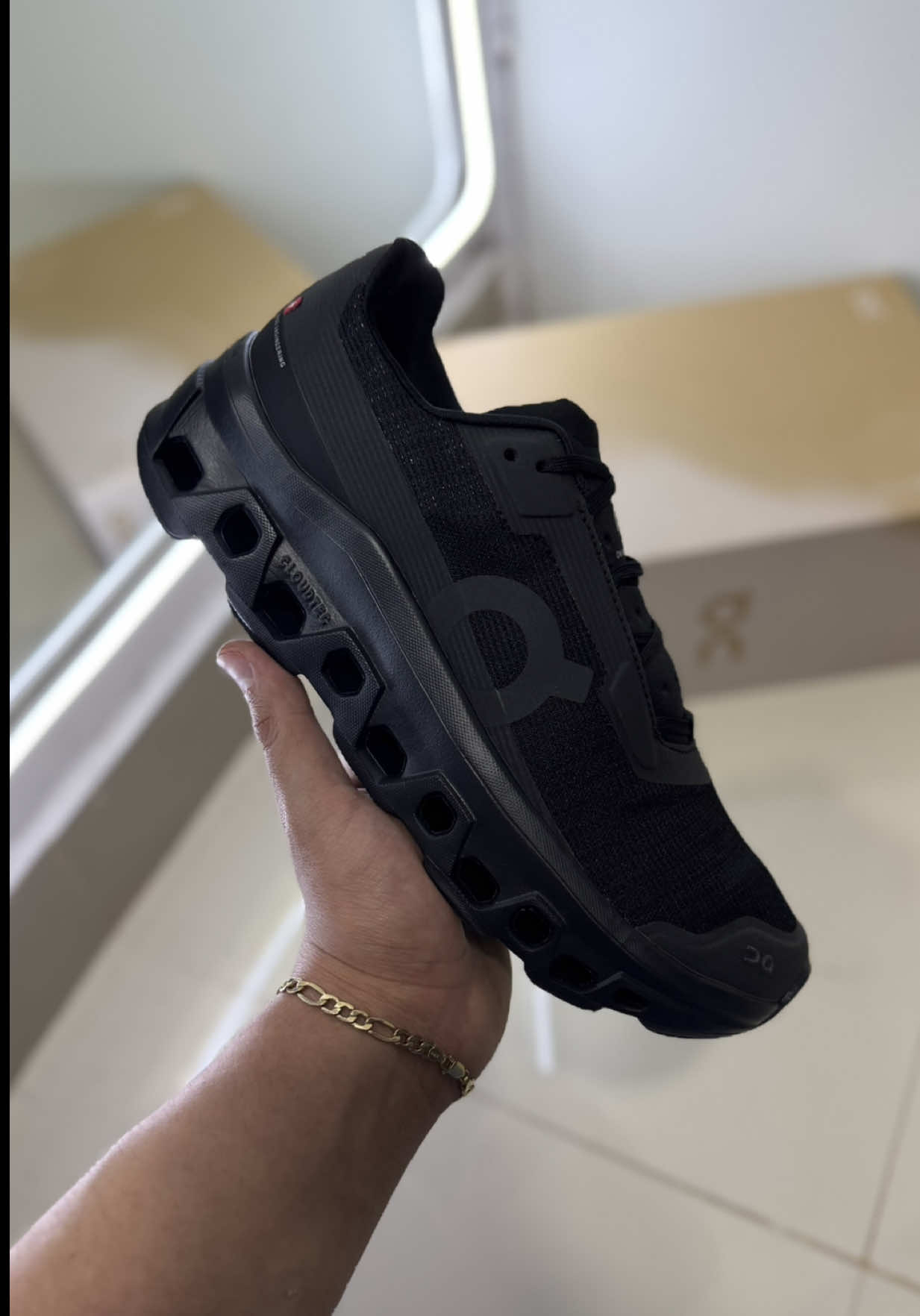 @jona snkrs lm