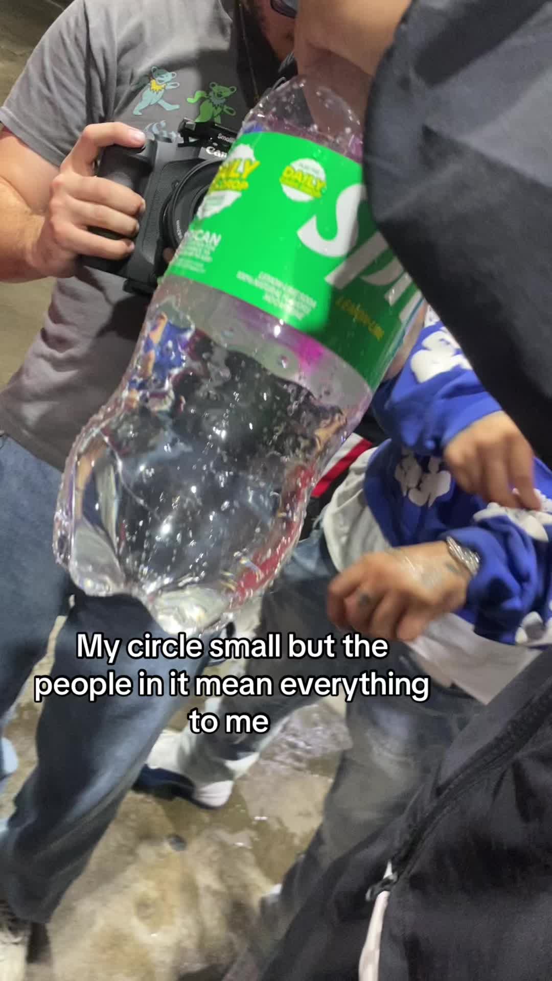 @JJ