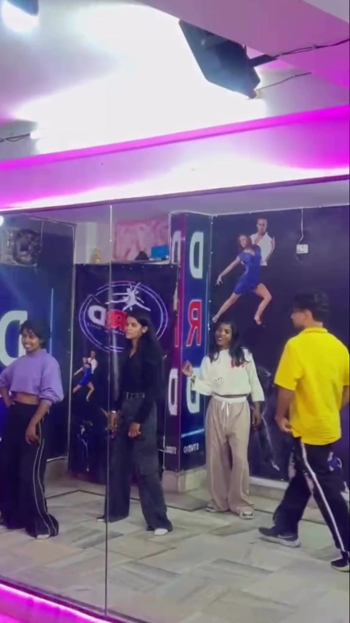 @kurukh 🌟