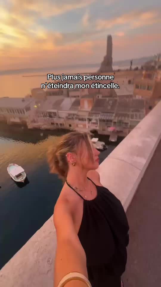 @Laura Tnnr