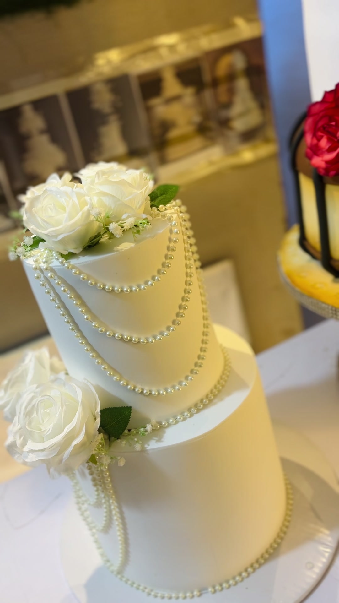 @TASTE_OF_HEAVEN. BAKERY