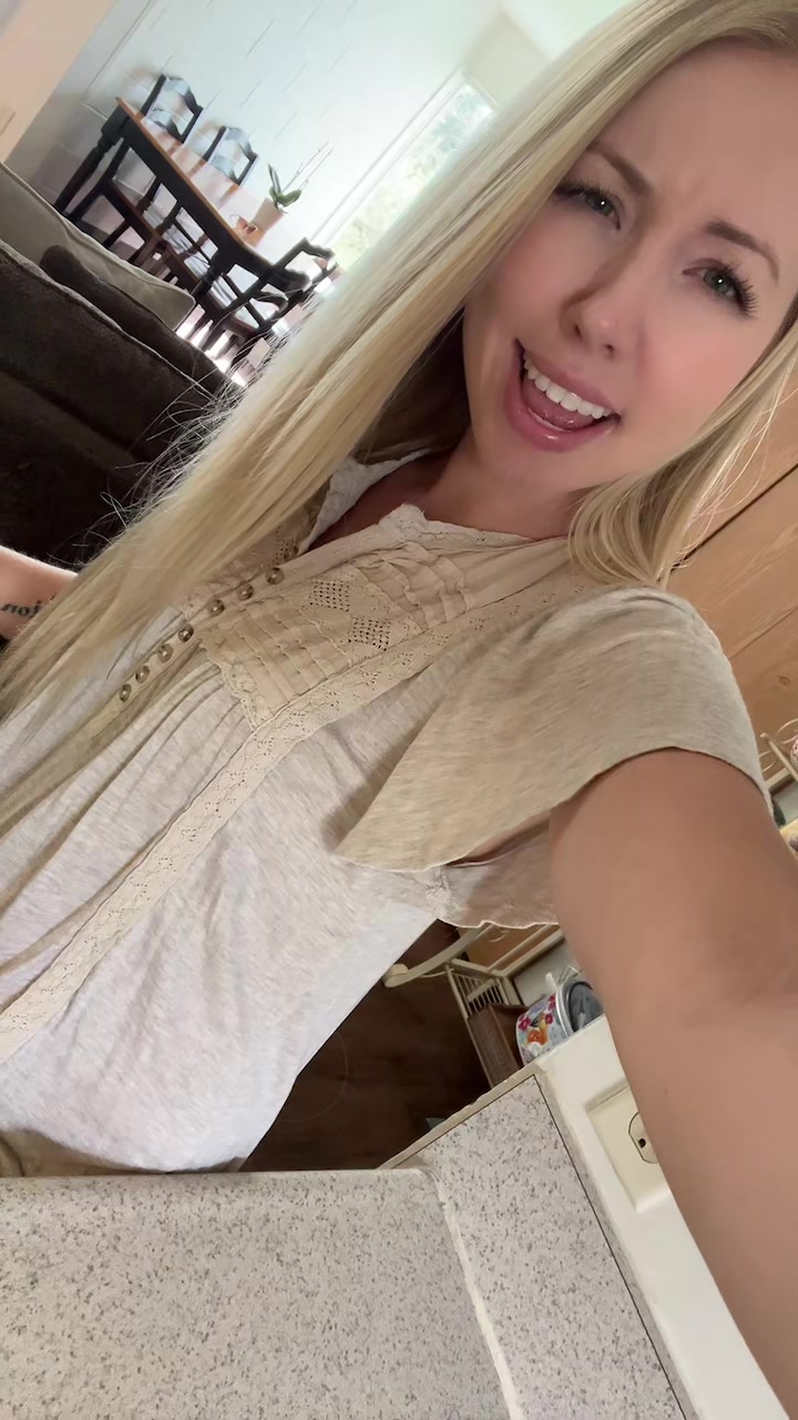 @Blondie_93