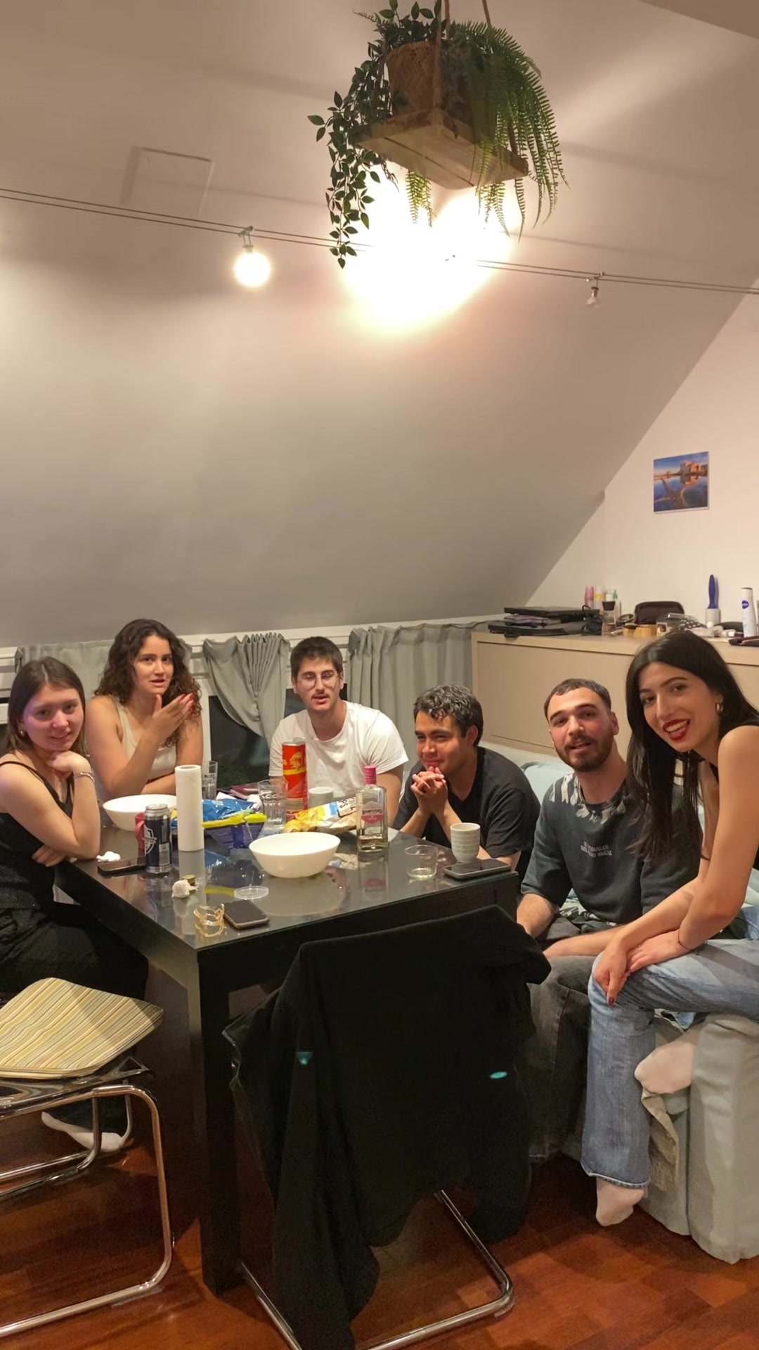 @&Ouml;z&uuml;n