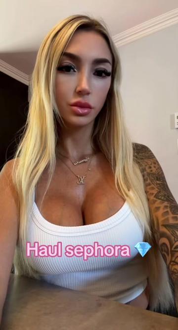 @elypeachie