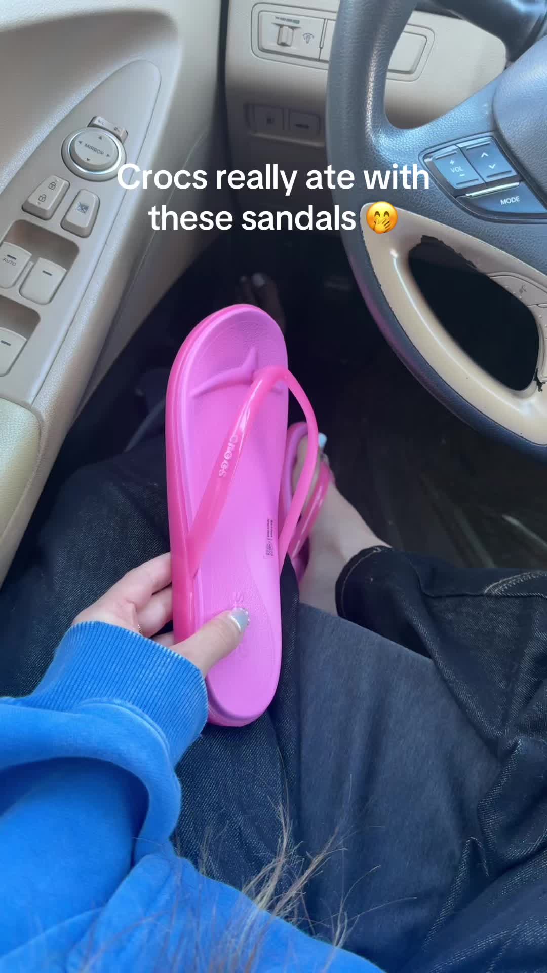 @Bella