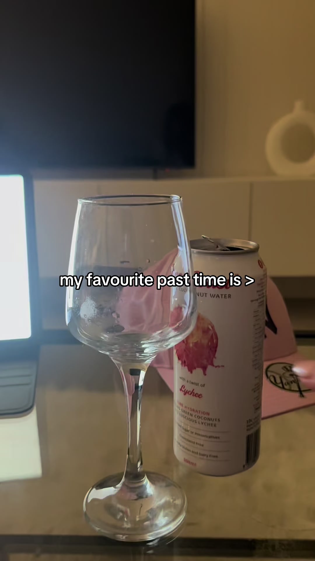 @Esma