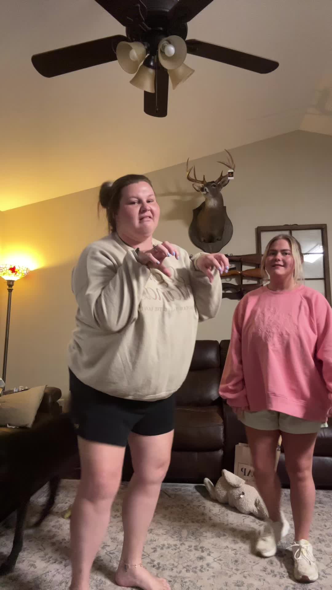@Thatcameragirl