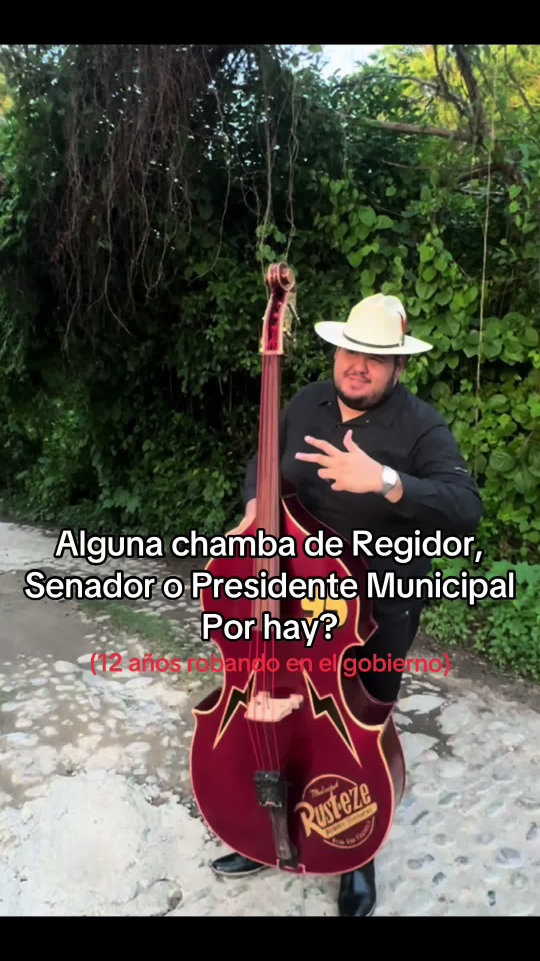 @roberto_bucioficial