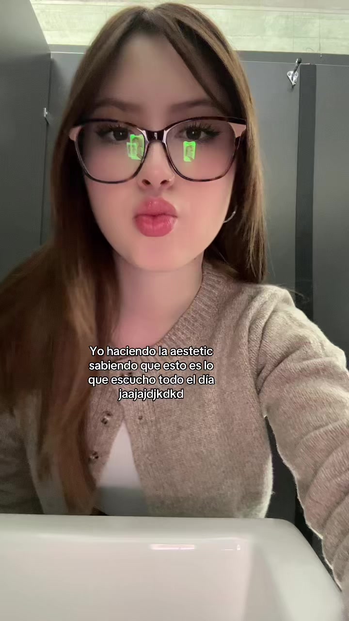 @𝑝𝑎𝑢𝑙𝑎 𝑎𝑛𝑑𝑟𝑒𝑎