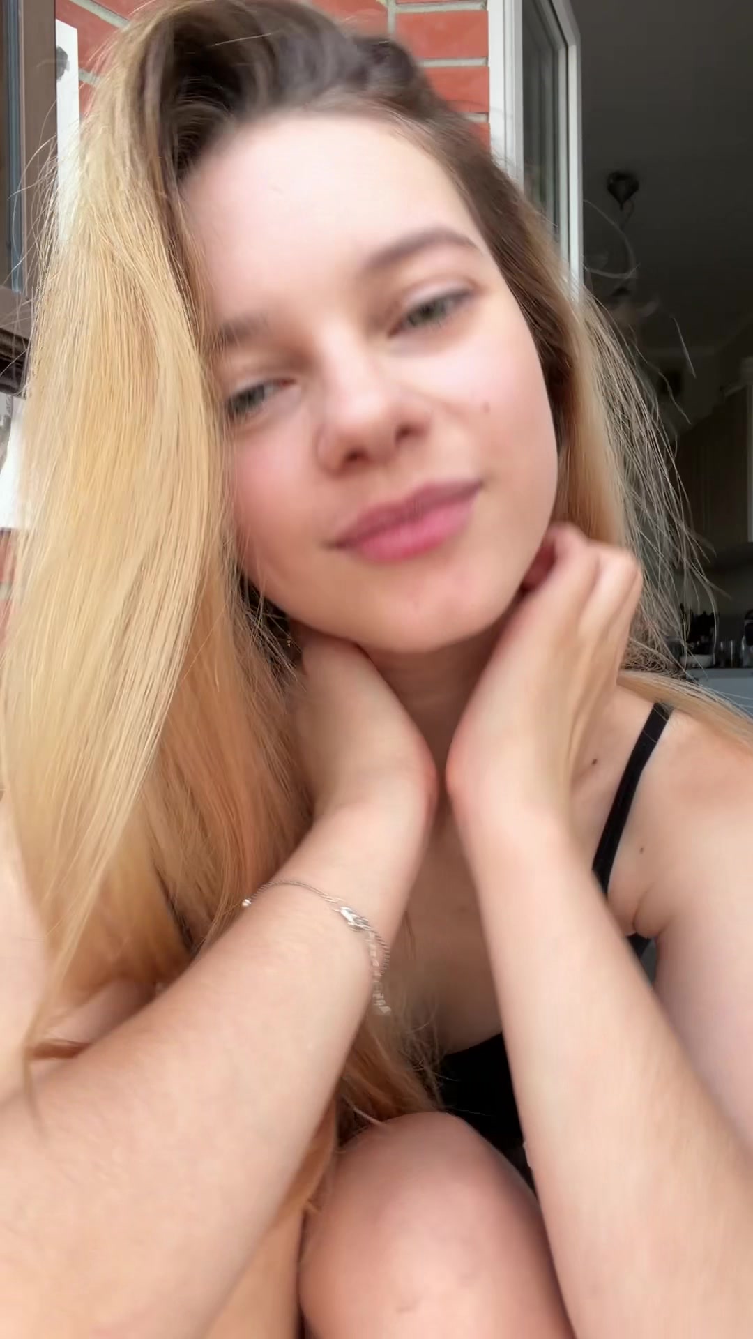 @vikakibi