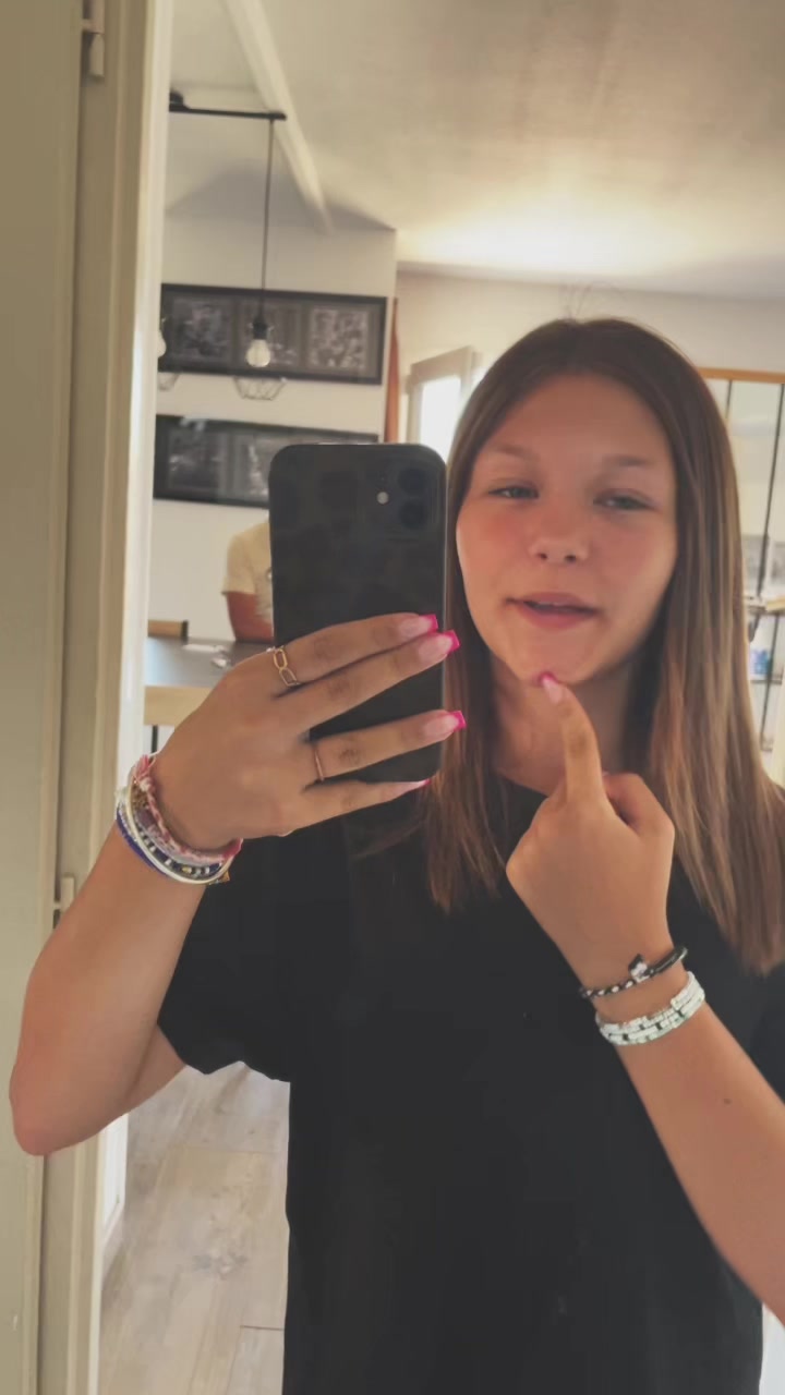 @𝐴 𝐿 𝐼 𝐶 𝐼 𝐴 🪭