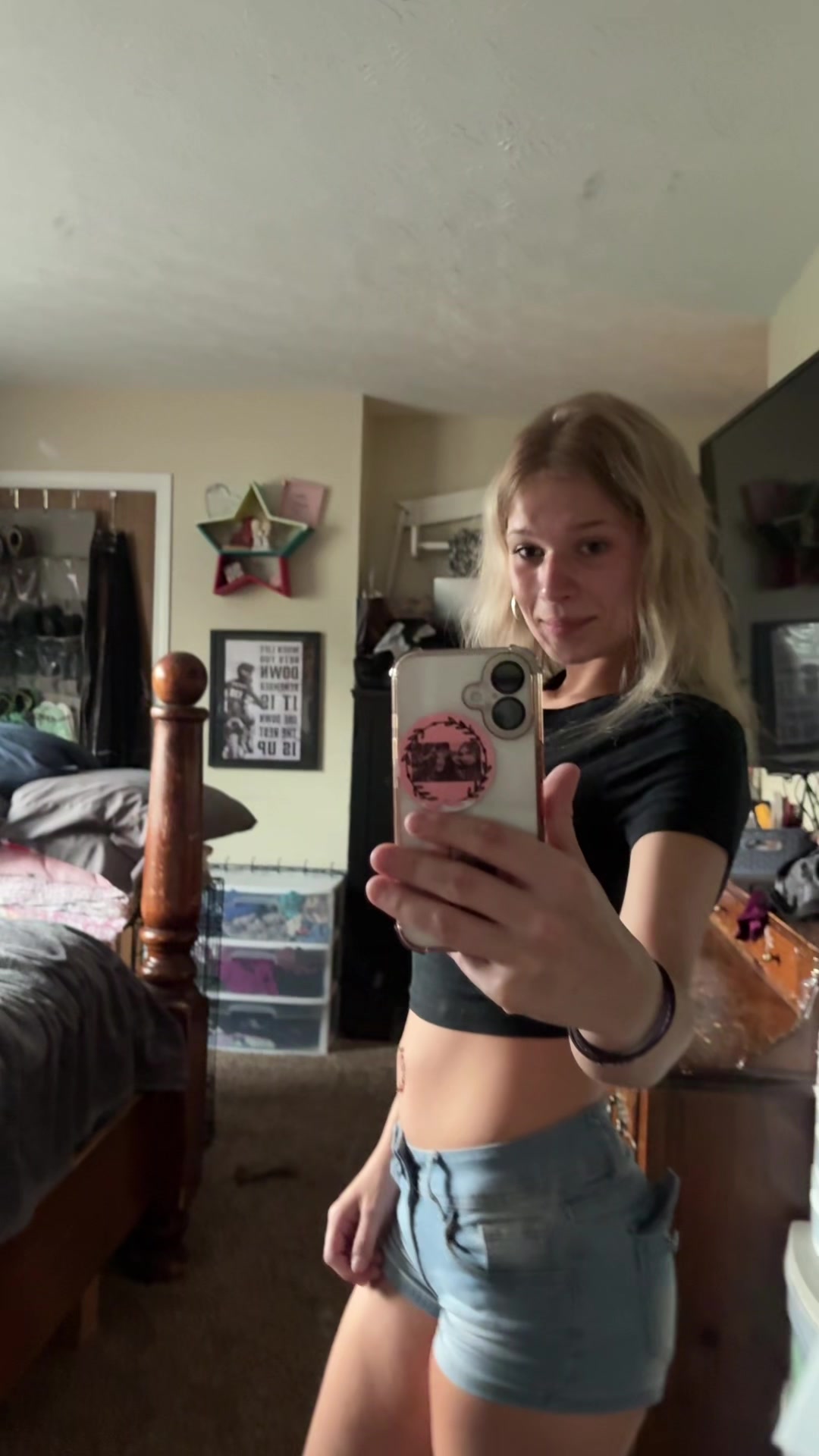 @comehelpabby