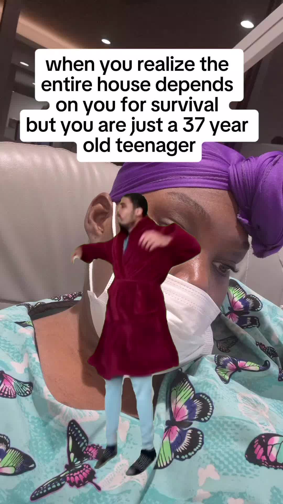 @izzymoez