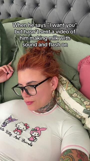 @pinklipslina