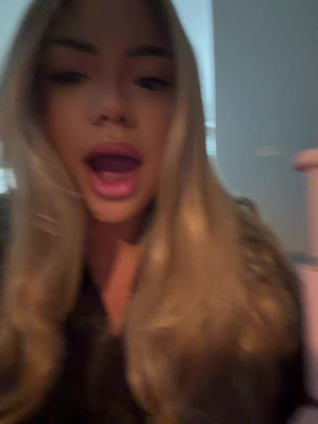 @travelwithrin