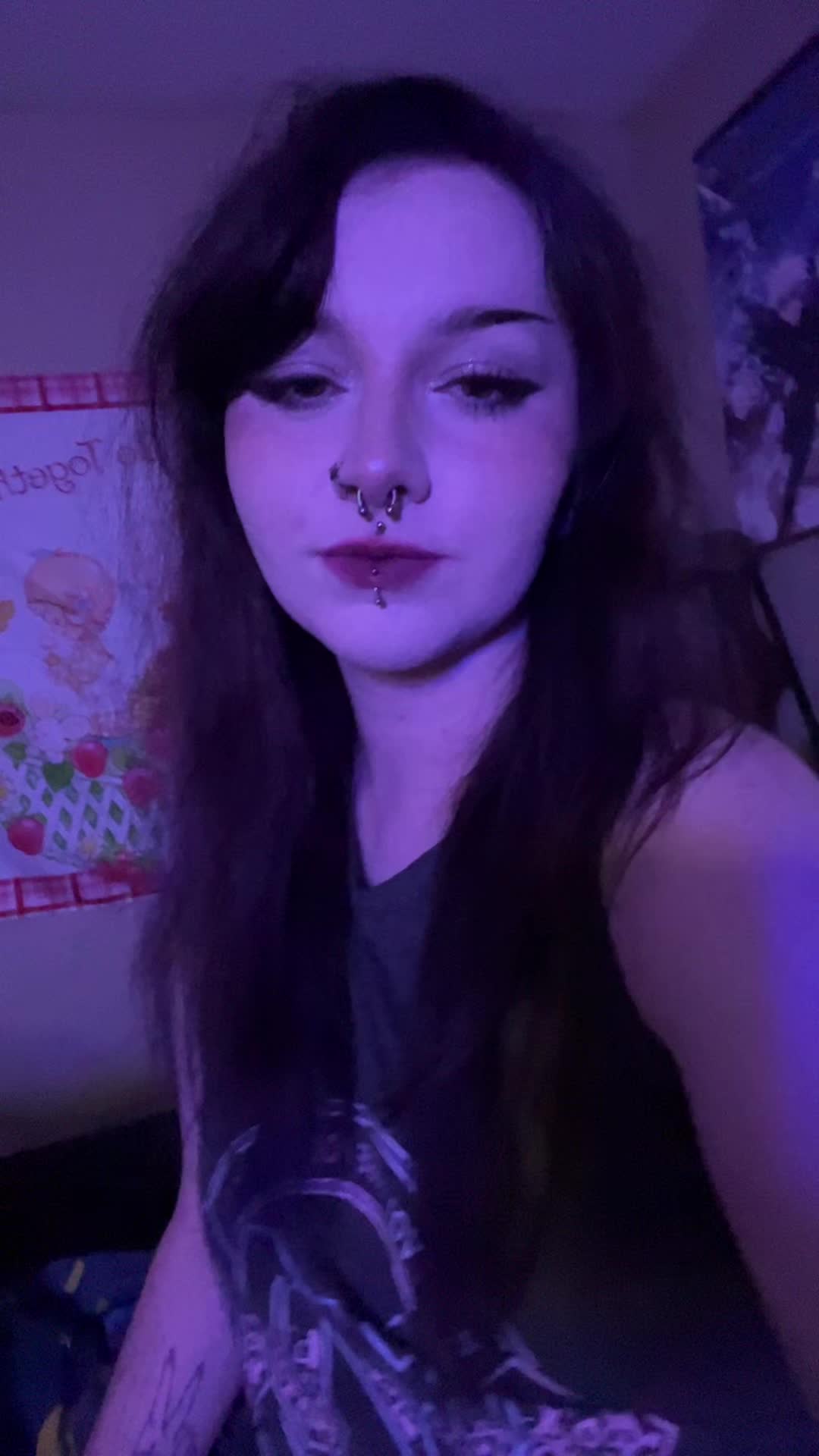 @Kaylee_In_Reverse 👑