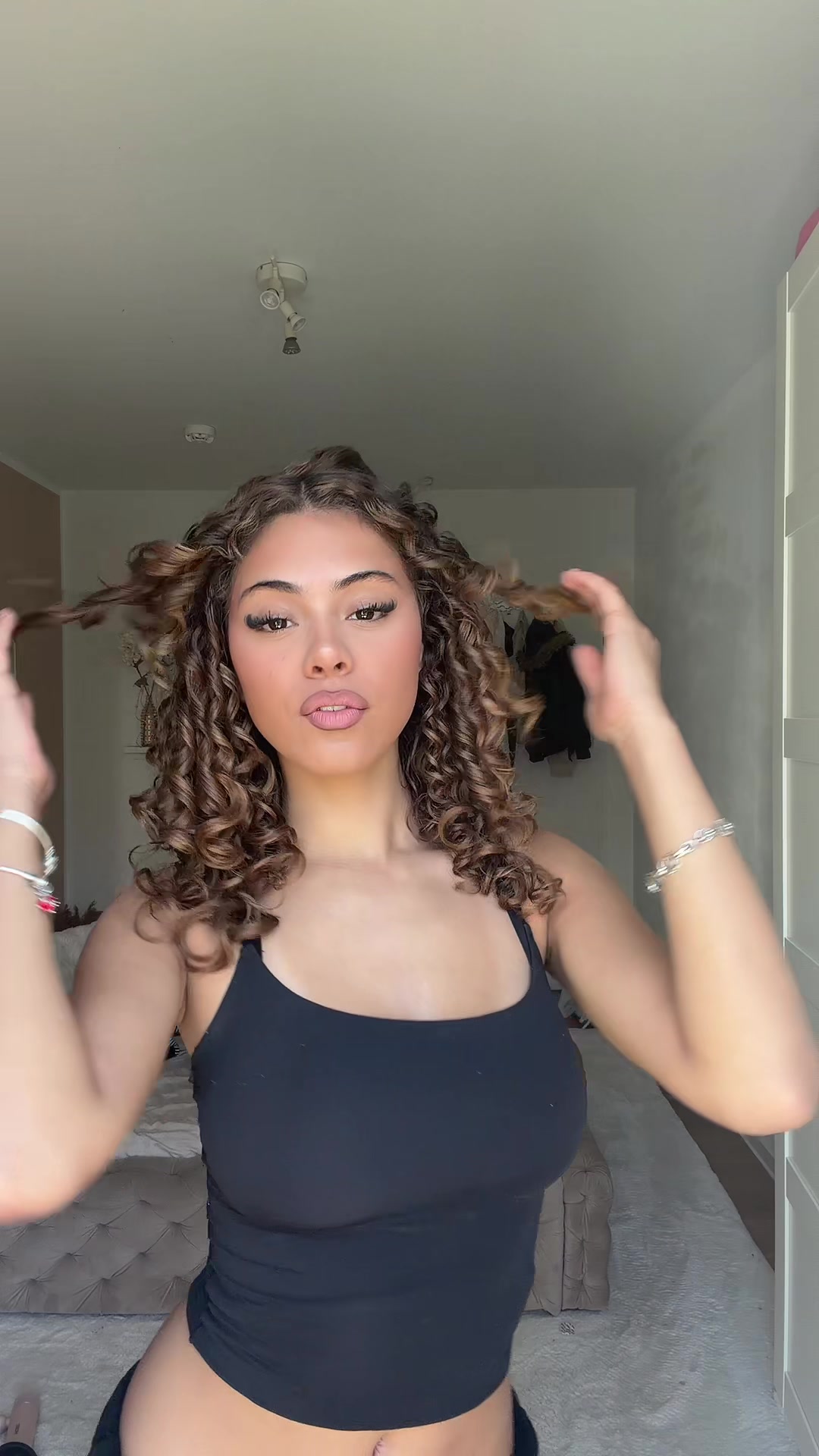 @🐰🐰