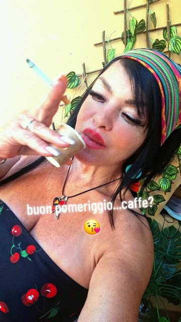 @melina105