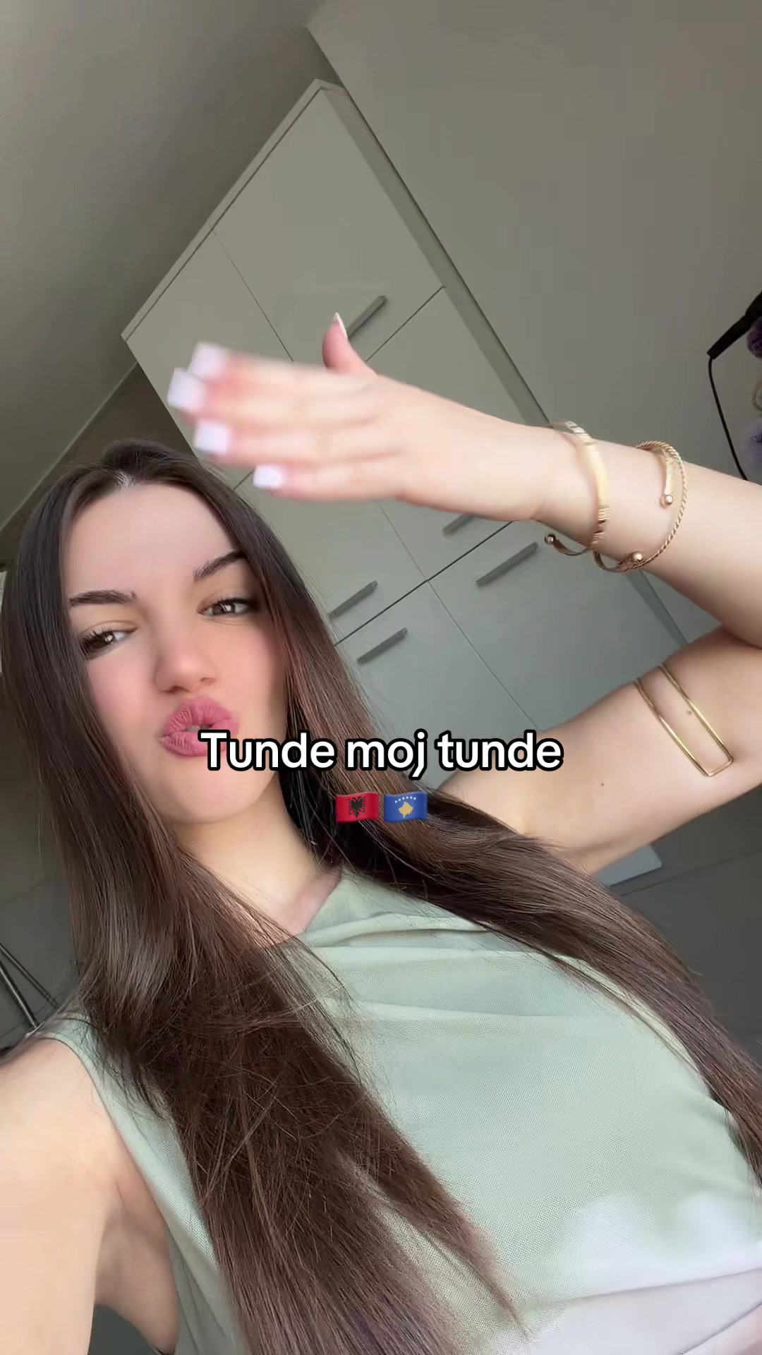 @laur‘