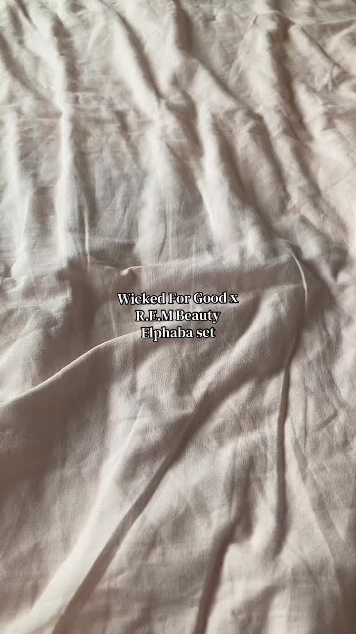 @m ꕤ｡˚