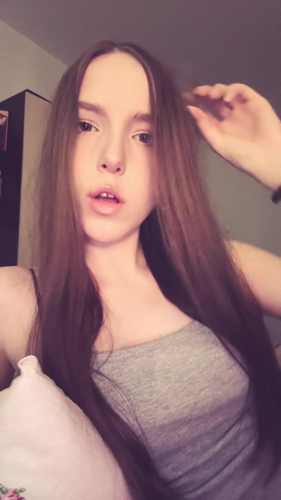 @яника