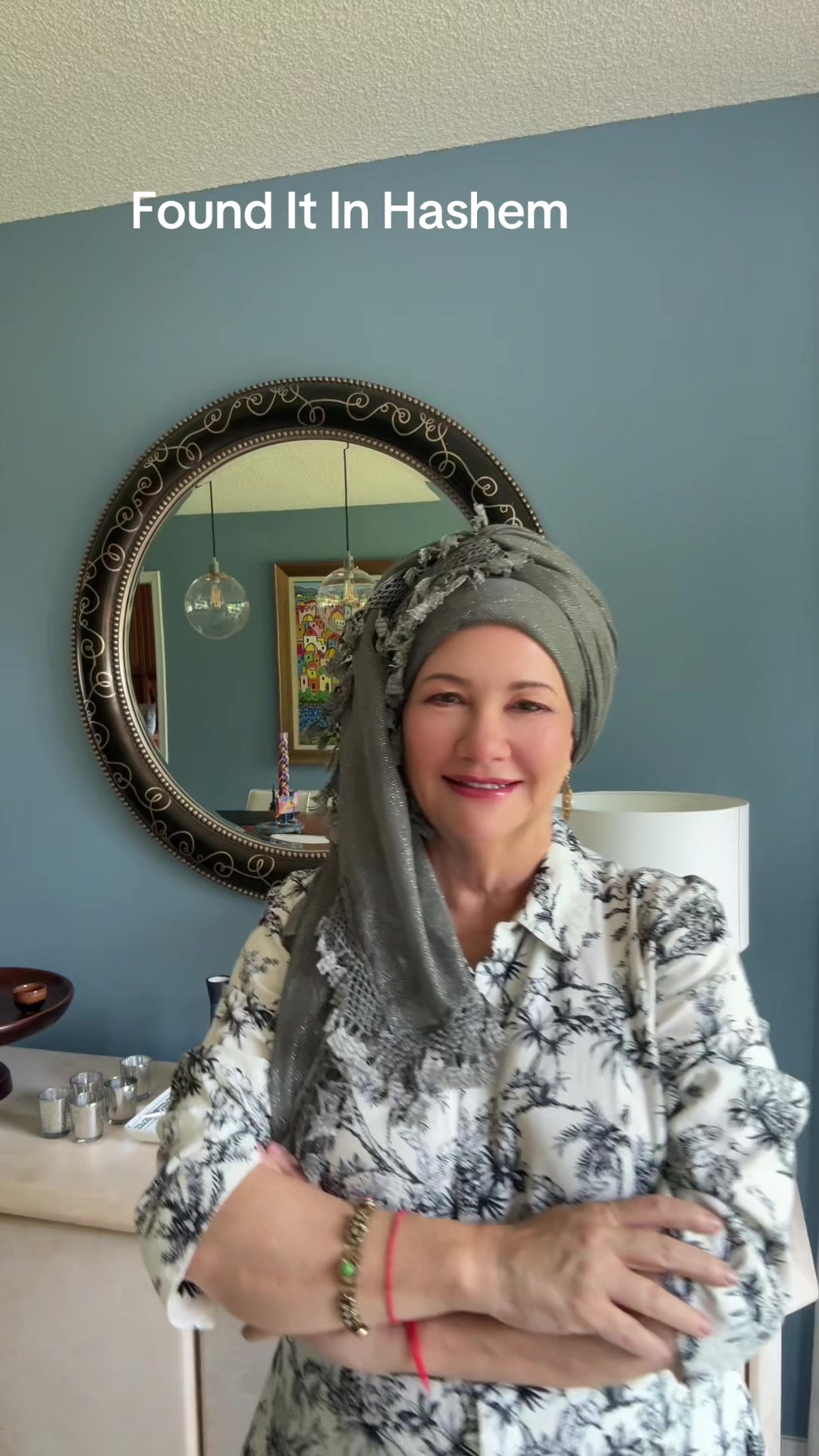 @Mama Bear Covers Her Hair