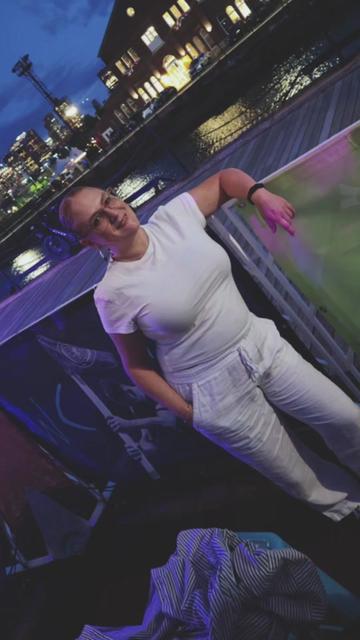 @Mommabear1075