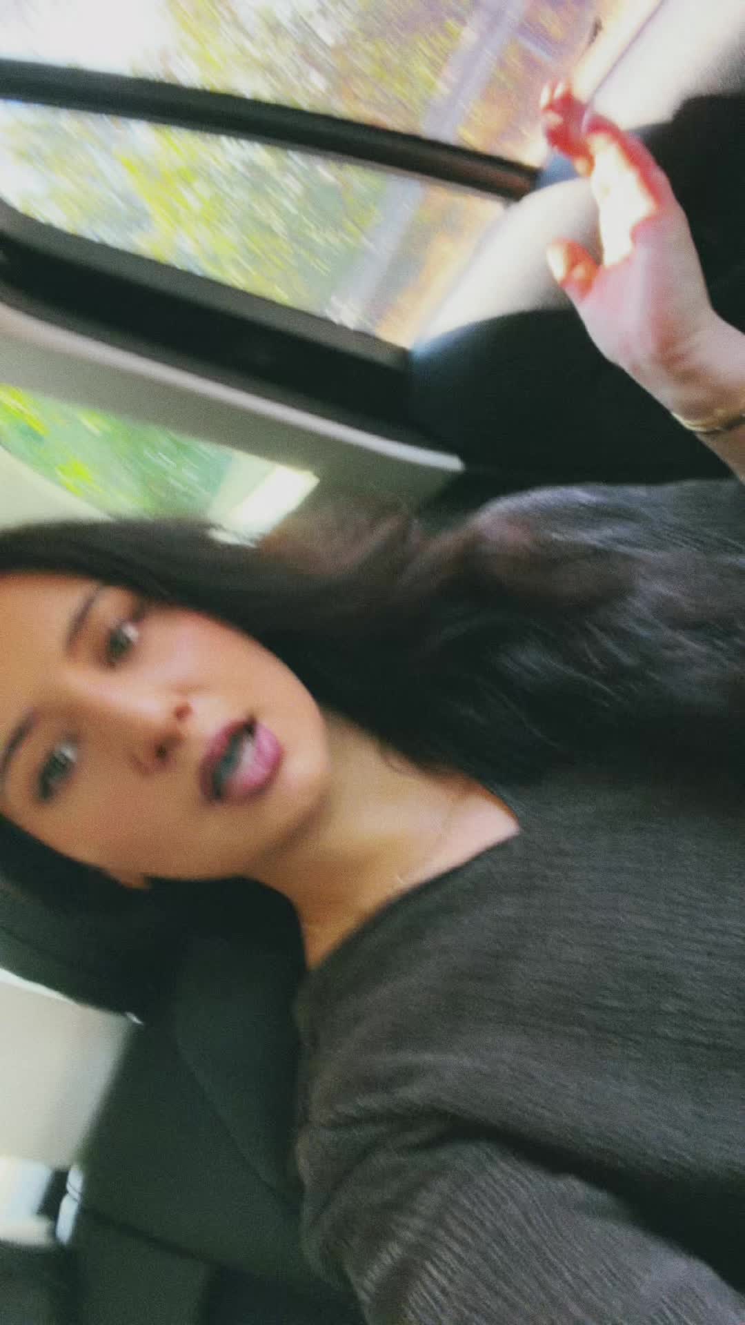 @Jasmin 𝟸ʀ𝟺ʏ